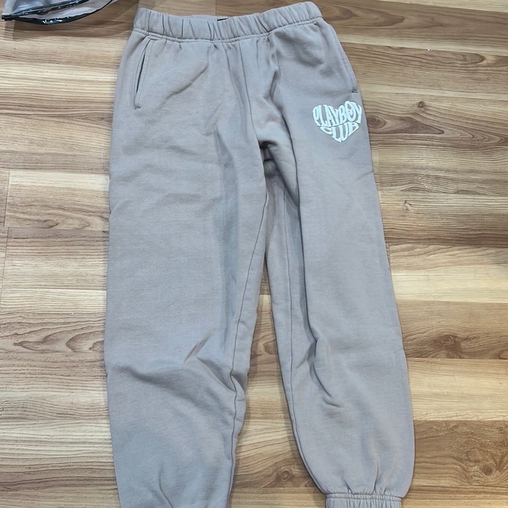 play boy swetapants